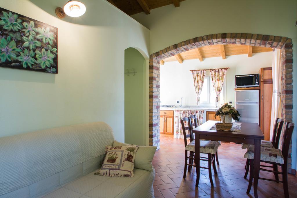 Agriturismo Ada Musso Ss Diano Borello Zimmer foto