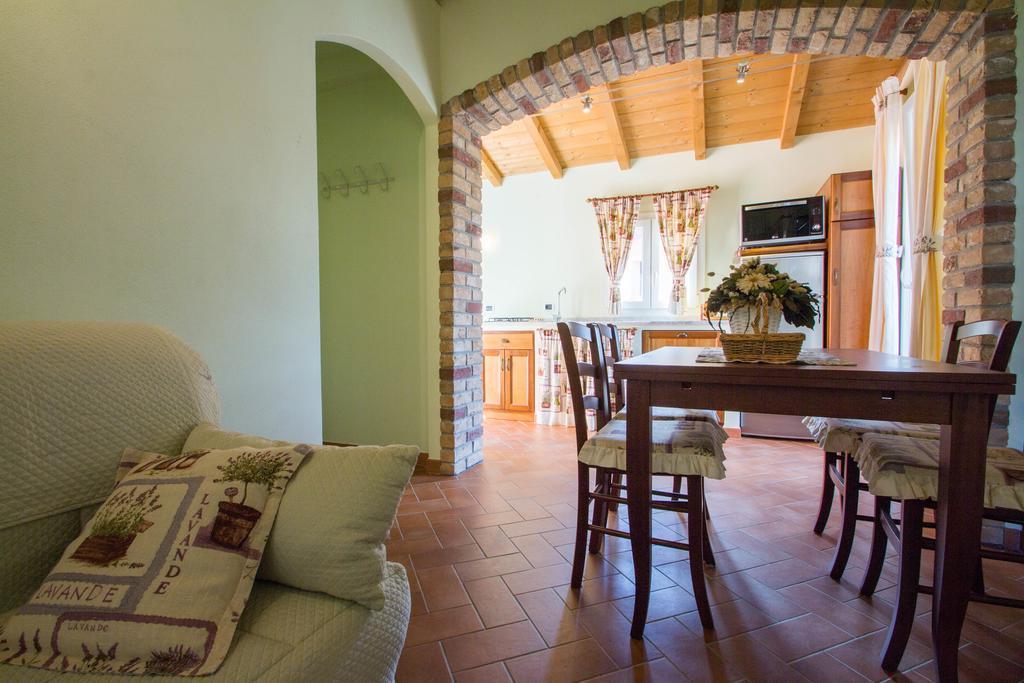 Agriturismo Ada Musso Ss Diano Borello Zimmer foto